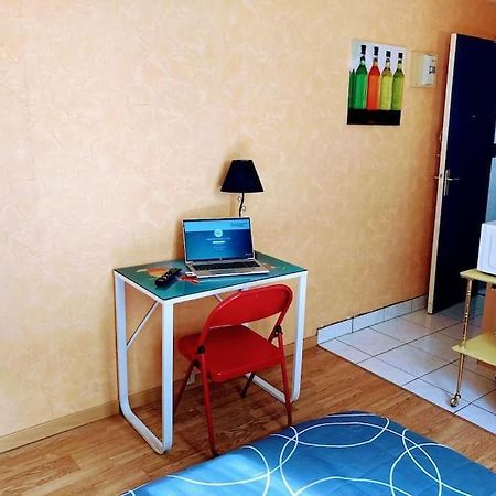 Studio 6 Avec Wifi Limoges Extérieur photo